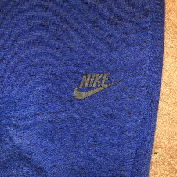 Brand new Nike sweatpants - Picture 3 of 4